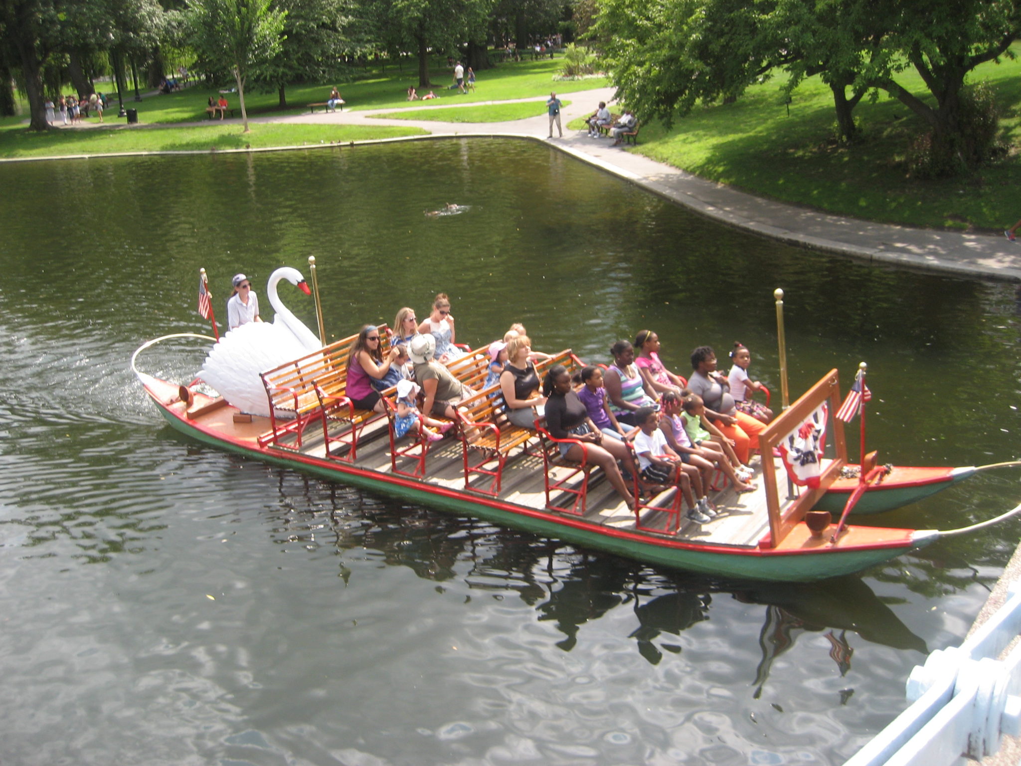 Public Garden Swan Boat Credit Liz Backlund