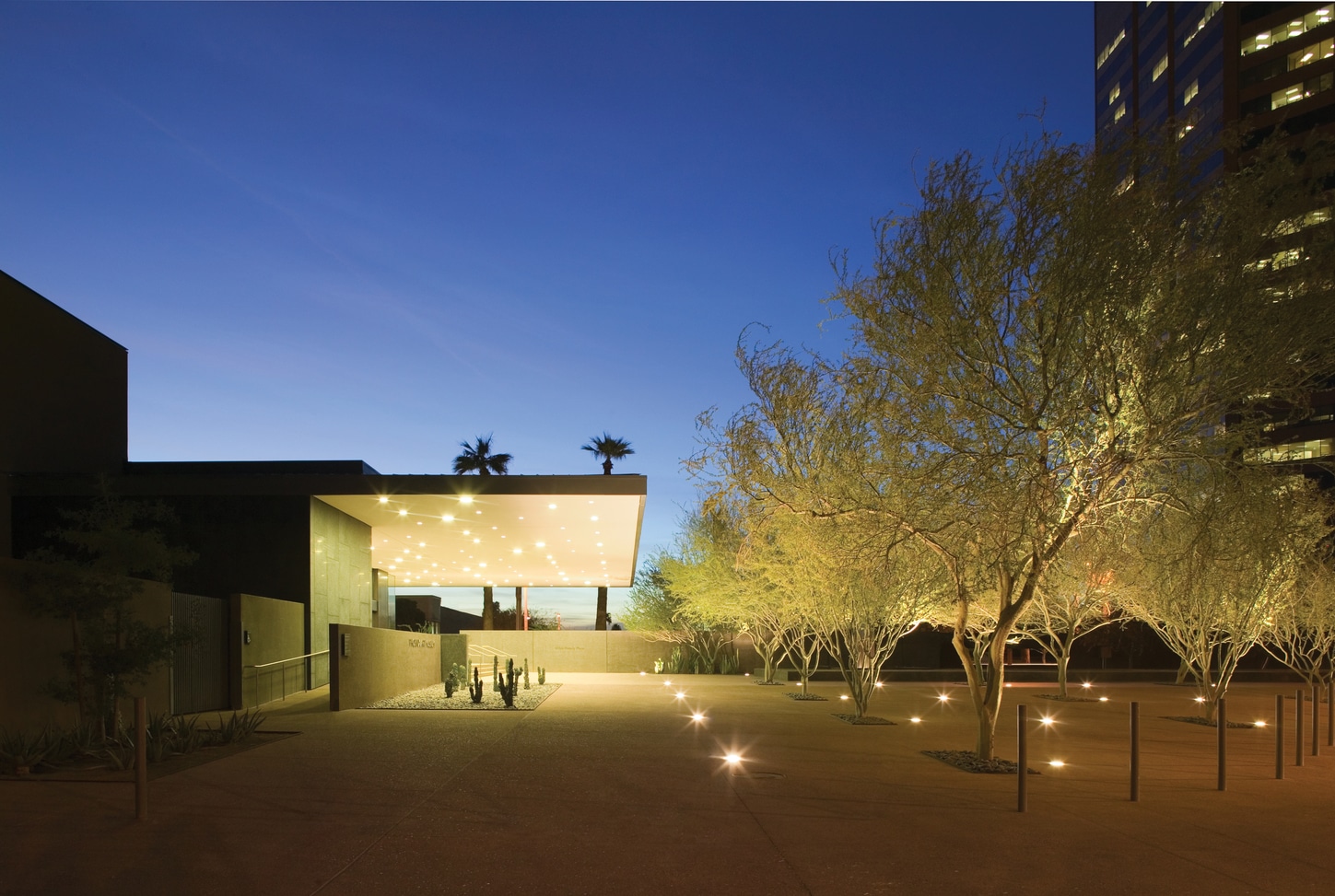 Phoenix Art Museum at night Credit Bill Timmerman